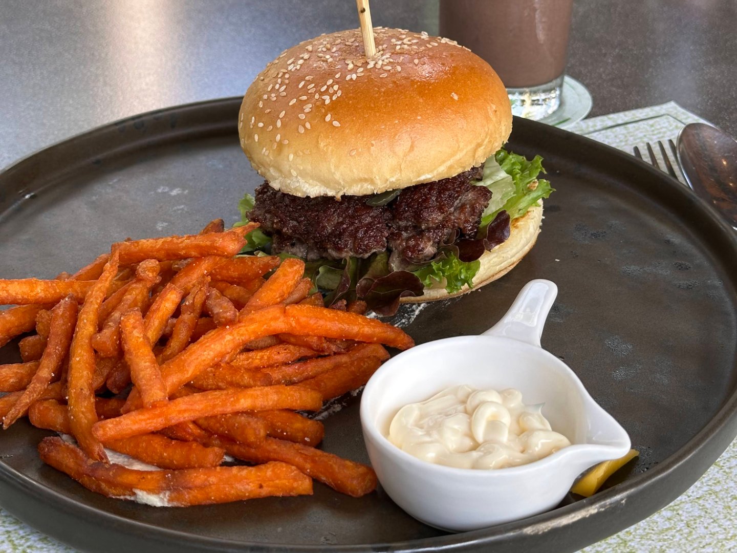 Stay Green Café 100% AUS Beef Burger